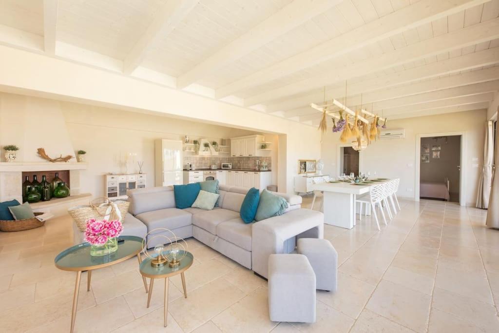 Tenuta Traghetto Ostuni Exterior foto